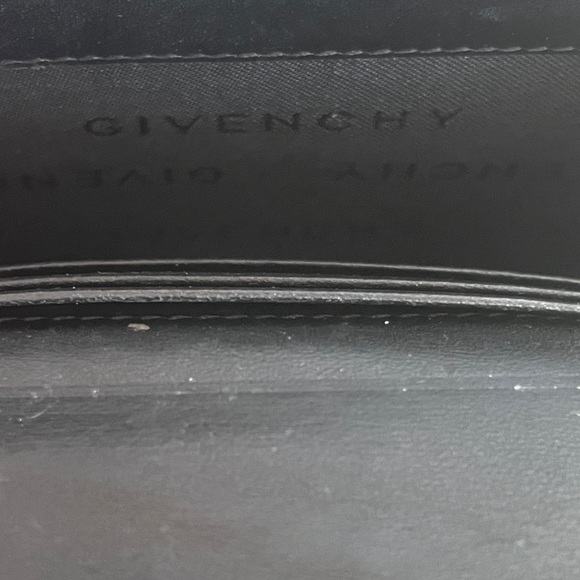 Authentic Givenchy lady’s wallet bought from Dubai - Picture 5 of 5